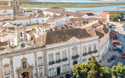 Stadtzentrum von Faro iStock.com / Jacek_Sopotnicki