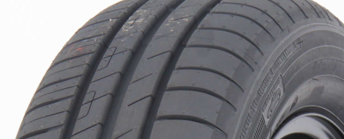 Гудиер грип. Maxxis Mecotra me3. Гудиер эффициент грип перфоманс 2 205 60 16. Goodyear Grip Performance. Mecotra 3.