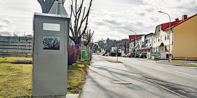 Ein Radargerät am Straßenrand