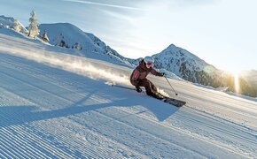 Skifahren Reiteralm 217 (C) Mirja Geh (12-2023).jpg Mirja Geh / Schladming-Dachstein